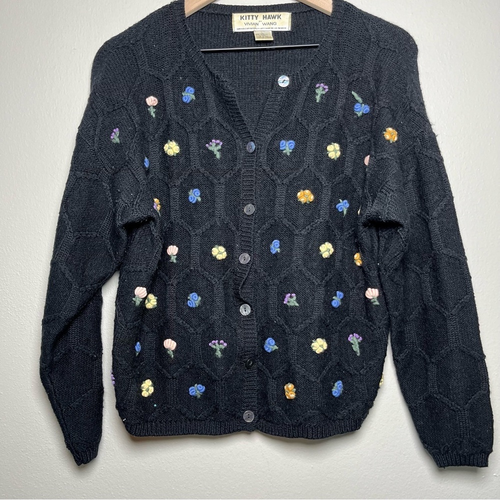 VTG‎ Kitty Hawk Women Wool Sweater Black Floral Embroidered Dark Cottagecore